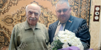 В брянском Новозыбкове 99-летний юбилей отметил ветеран Великой Отечественной войны - Газета Земля Трубчевская