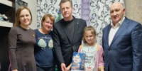 Глава Трубчевской райадминистрации Игорь Обыденнов исполнил новогоднее желание девятилетней Марины из Почепа - Газета Земля Трубчевская