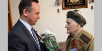 В Брянске поздравили ветерана войны Палину Сергееву с 80-летием Победы - Газета Земля Трубчевская