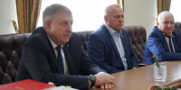 Губернатор Брянщины Александр Богомаз встретился с замсекретаря Общественной палаты РФ - Газета Земля Трубчевская