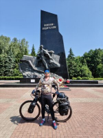 Трубчанин преодолел путь от Москвы до Белой Березки на велосипеде