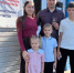 Трубчевская многодетная семья,  победитель Всероссийского конкурса «Семья года», на избирательный участок пришла в полном составе - Газета Земля Трубчевская